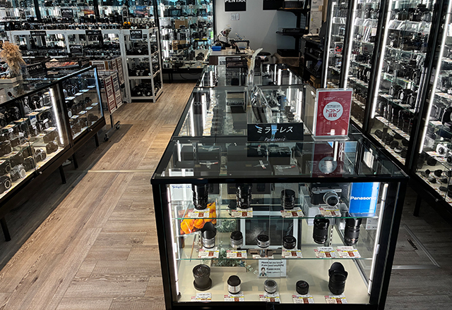 横浜ベイクォーターカメラ買取センター ?>3