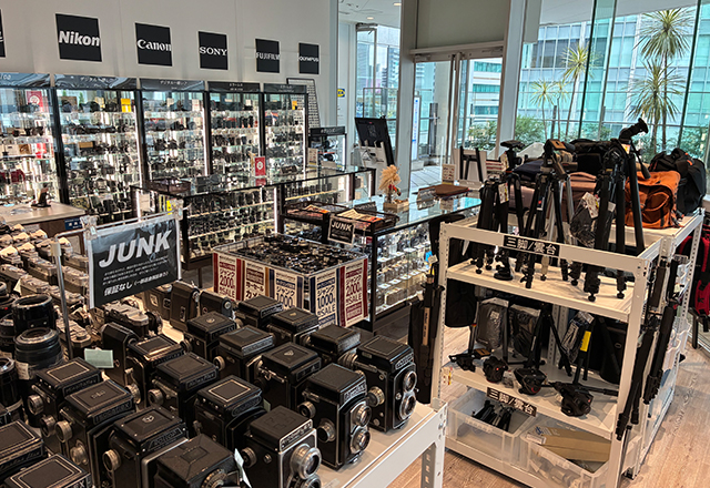 横浜ベイクォーターカメラ買取センター ?>2